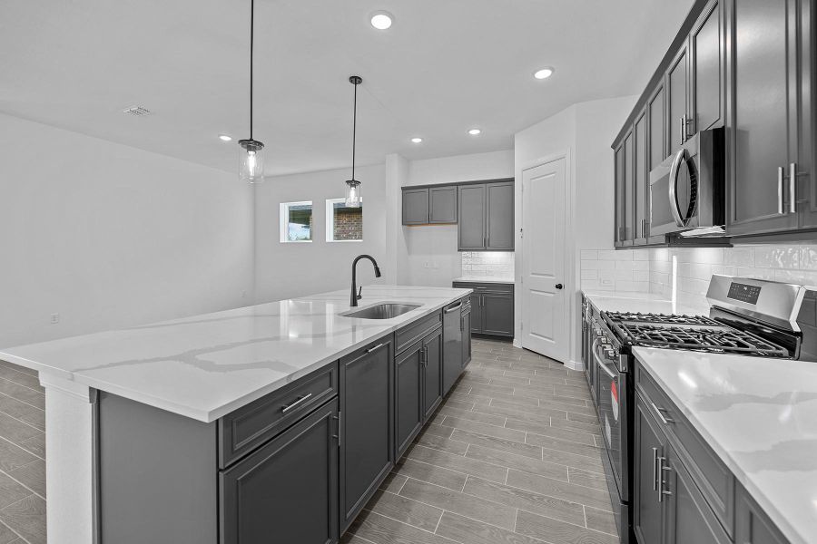 Photo does not represent actual home options and selection. Ask Sales consultant for specific selections.