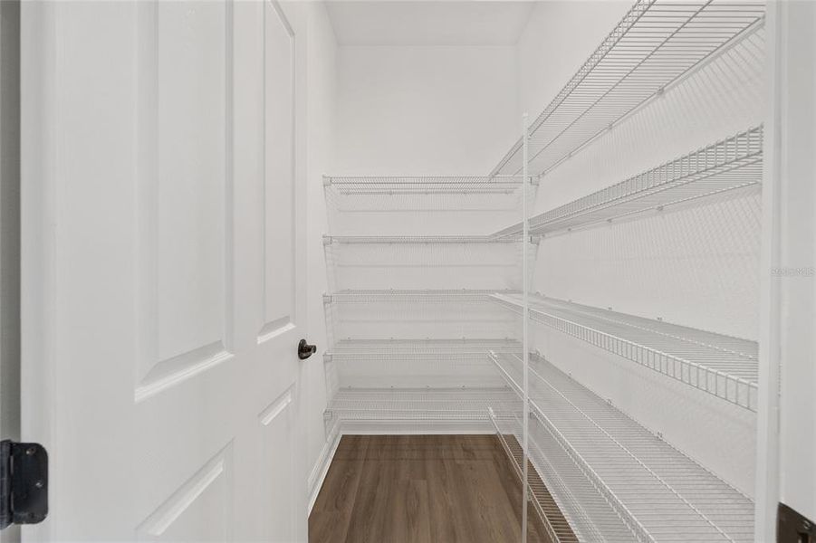 Spacious, unfurnished interior of a new home in , Ocala (Image 13).