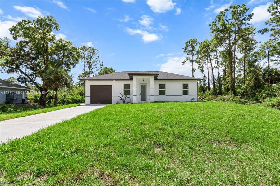 Exterior details and patio area of a home in , Lehigh Acres (Image 26).