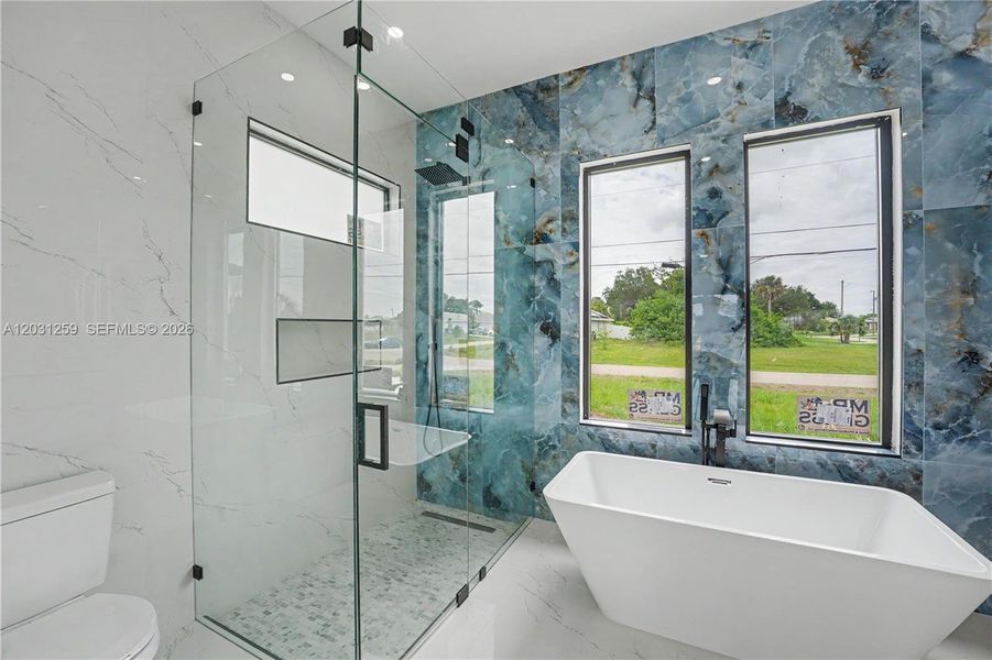 Furnished interior view inside a new home in , Cape Coral (Image 12).