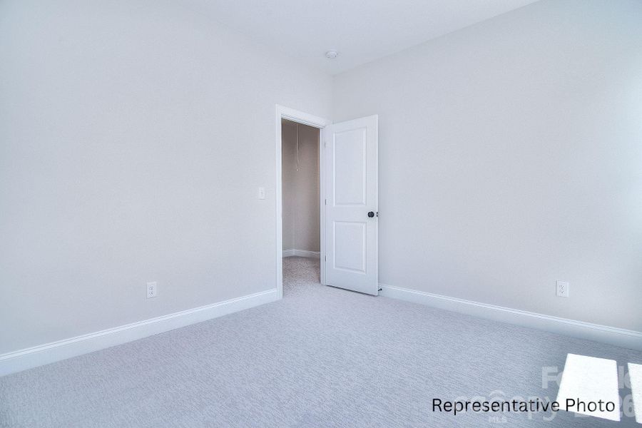 Spacious, unfurnished interior of a new home in Edmunds Farm, Clover (Image 29).