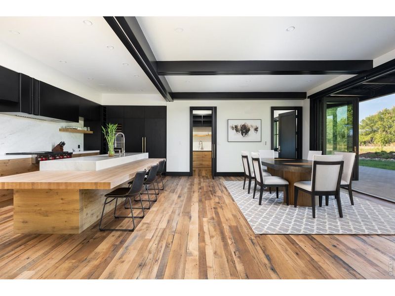 Image 38 of a home in .