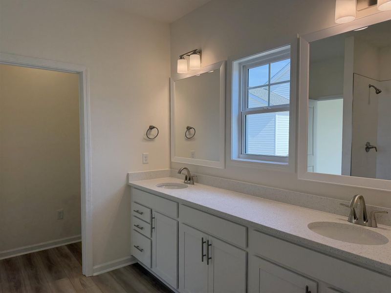 Furnished interior view inside a new home in King Farm Estates, Aynor (Image 5).