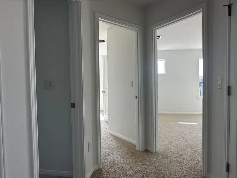 Spacious, unfurnished interior of a new home in Porter Country, Buda (Image 10). Spacious, unfurnished interior of a new home in Porter Country, Buda (Image 10).