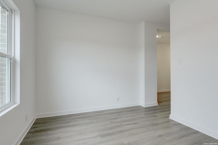 Spacious, unfurnished interior of a new home in Hennersby Hollow, San Antonio (Image 18). Spacious, unfurnished interior of a new home in Hennersby Hollow, San Antonio (Image 18).