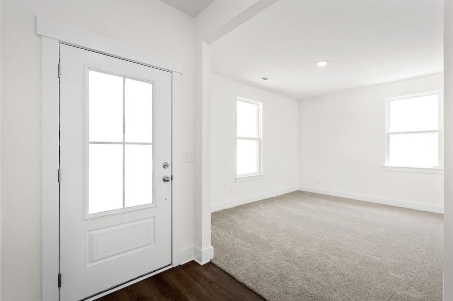 Representative unfurnished interior of a home built from the The Cottonwood E by Davidson Homes LLC in Woods Crossing, Gallatin (Image 17).