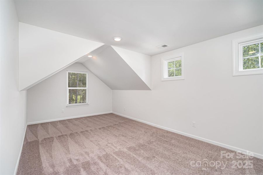 Spacious, unfurnished interior of a new home in , Fort Lawn (Image 17).