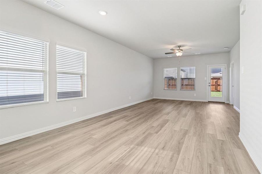 Photo is not of the actual home, but is an inspirational photo of builder’s model home and may depict options, furnishings, and/or decorator features that are not included.