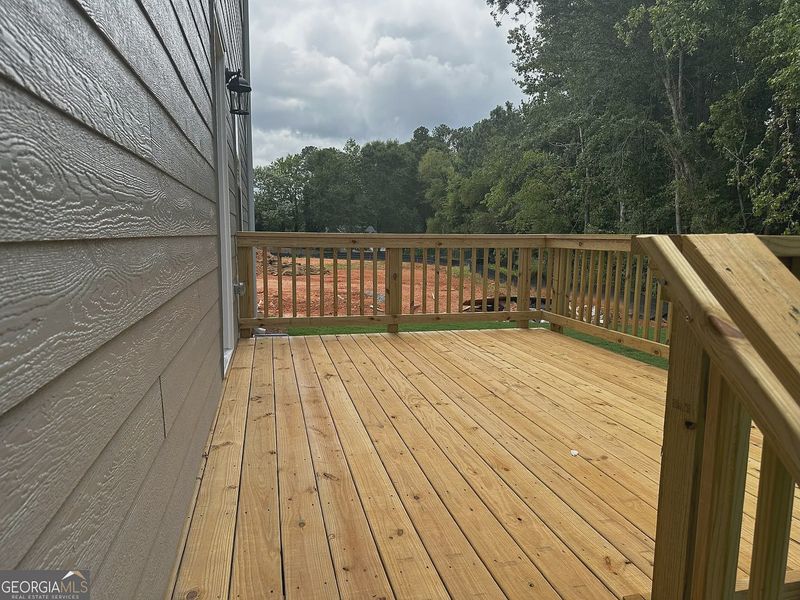 Image 18 of a home in Canterbury Villas.