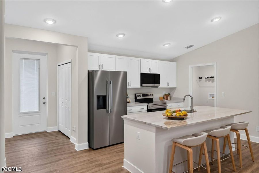 Furnished interior view inside a new home in Cape Coral, Cape Coral (Image 7).