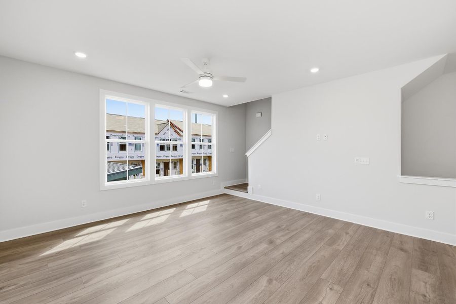 Spacious, unfurnished interior of a new home in BelleWether, Chattanooga (Image 7).