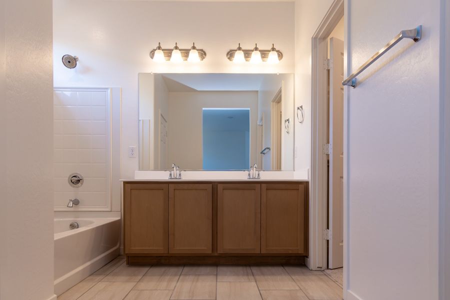 Furnished interior view inside a new home in Rancho Santa Rosa, Maricopa (Image 11).