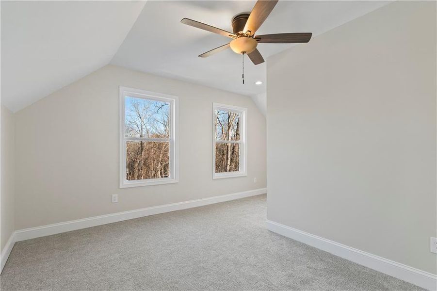 Spacious, unfurnished interior of a new home in , Gainesville (Image 26).