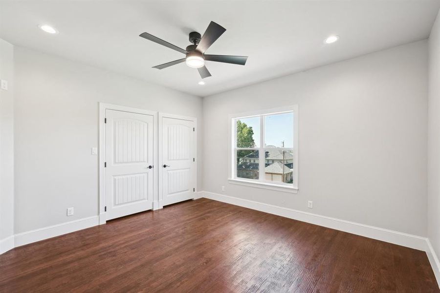 Spacious, unfurnished interior of a new home in , Gun Barrel City (Image 20). Spacious, unfurnished interior of a new home in , Gun Barrel City (Image 20).