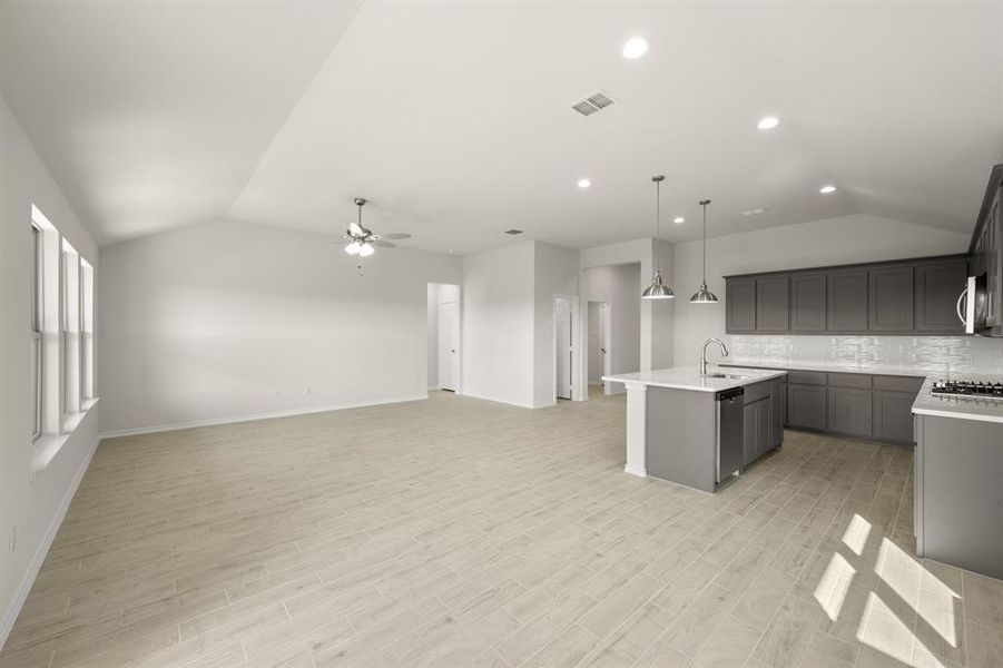 725 Scarlet Sage- Dining-2 725 Scarlet Sage- Dining-2