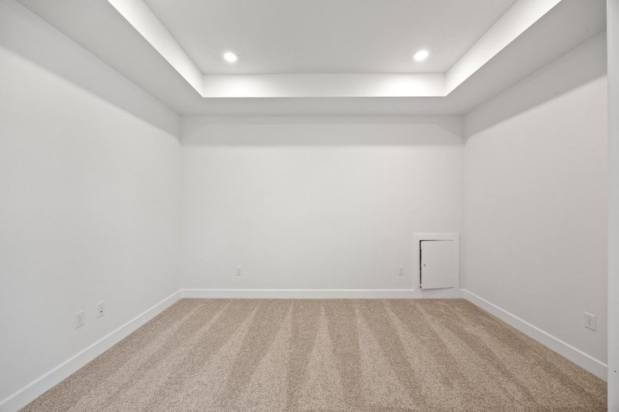 Spacious, unfurnished interior of a new home in Parmer Ranch, Georgetown (Image 24).