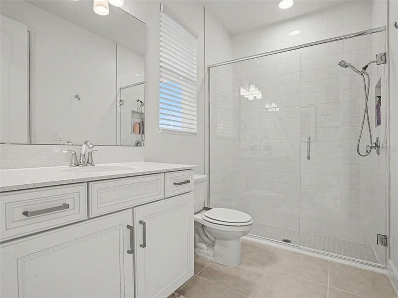 Furnished interior view inside a new home in , Oviedo (Image 50).