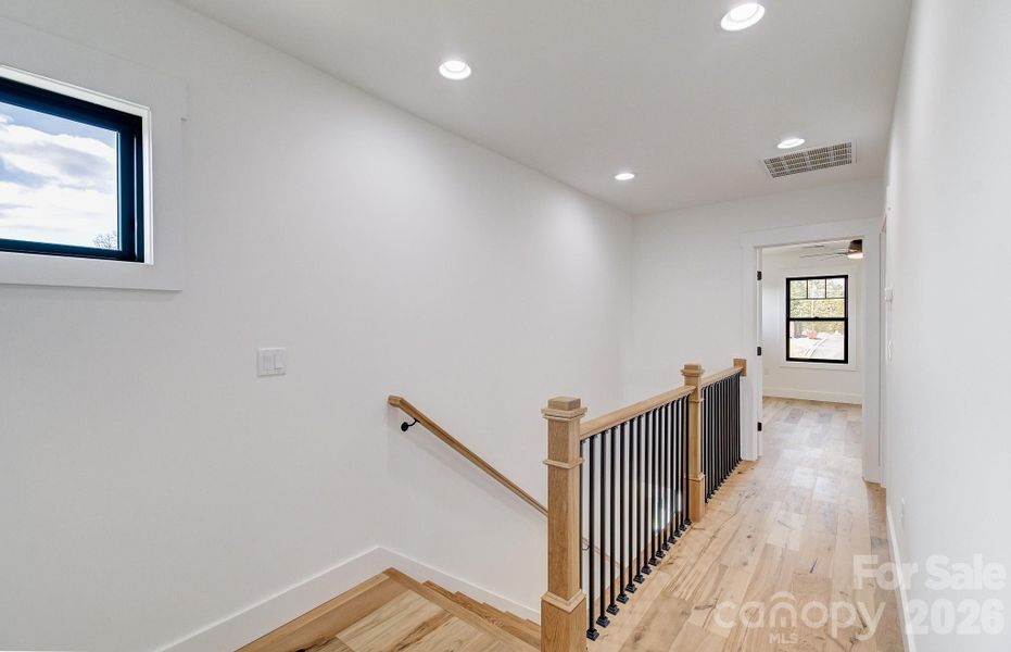 Spacious, unfurnished interior of a new home in , Hendersonville (Image 18).