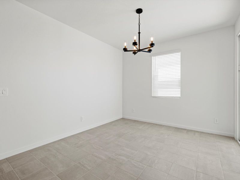 Spacious, unfurnished interior of a new home in Mountain View Estates Reserve Series, Buckeye (Image 10).