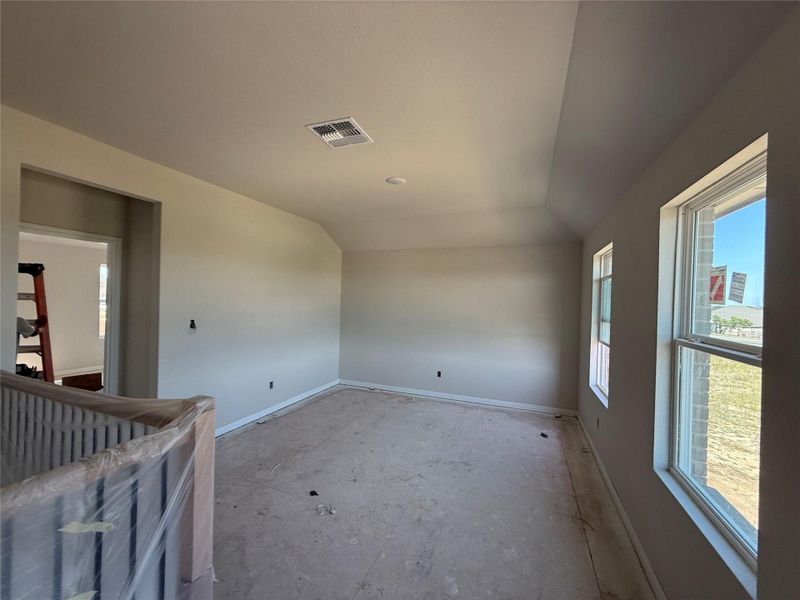 Spacious, unfurnished interior of a new home in The Cottages at La Cima, San Marcos (Image 26). Spacious, unfurnished interior of a new home in The Cottages at La Cima, San Marcos (Image 26).