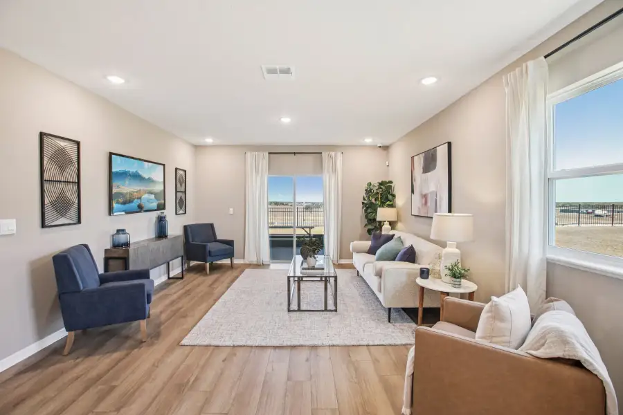 Representative furnished interior of a home built from the Maple by Maronda Homes in Highland Park, Newberry (Image 7). Representative furnished interior of a home built from the Maple by Maronda Homes in Highland Park, Newberry (Image 7).