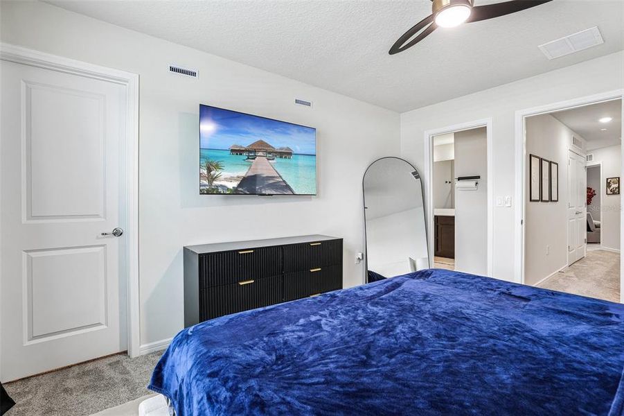 Furnished interior view inside a new home in Belle Haven, Davenport (Image 12).