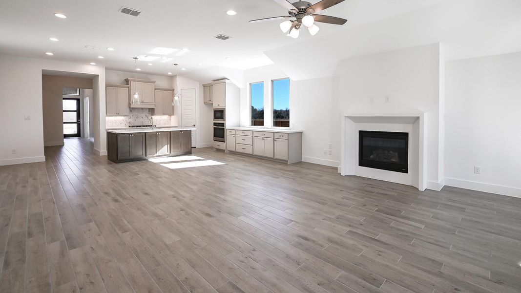 Spacious, unfurnished interior of a new home in Juniper Springs, Lockhart (Image 23).