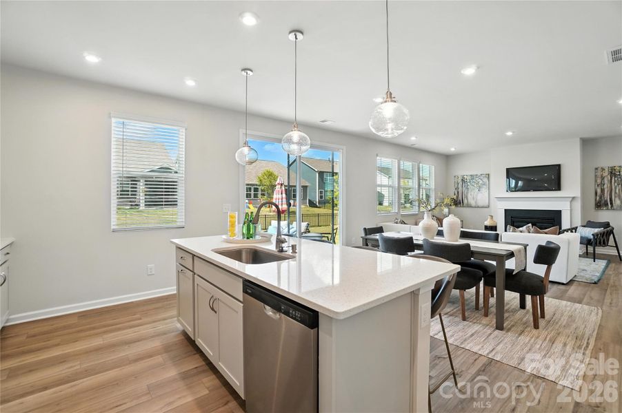 Photo representation only. Exterior and interior colors will vary.