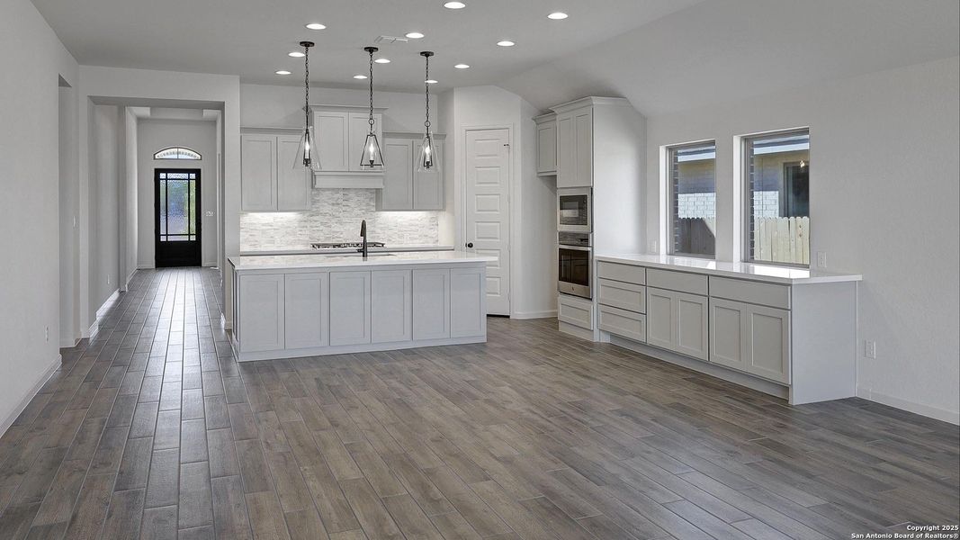 Furnished interior view inside a new home in Haby Hill 50', San Antonio (Image 13). Furnished interior view inside a new home in Haby Hill 50', San Antonio (Image 13).