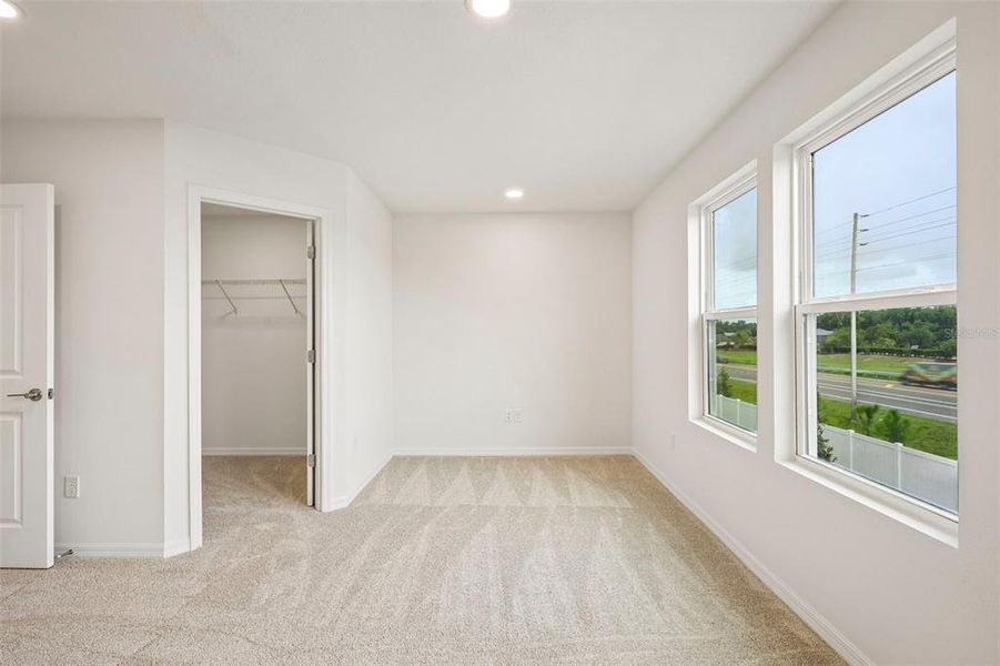 Spacious, unfurnished interior of a new home in Twin Oaks, Zephyrhills (Image 32). Spacious, unfurnished interior of a new home in Twin Oaks, Zephyrhills (Image 32).