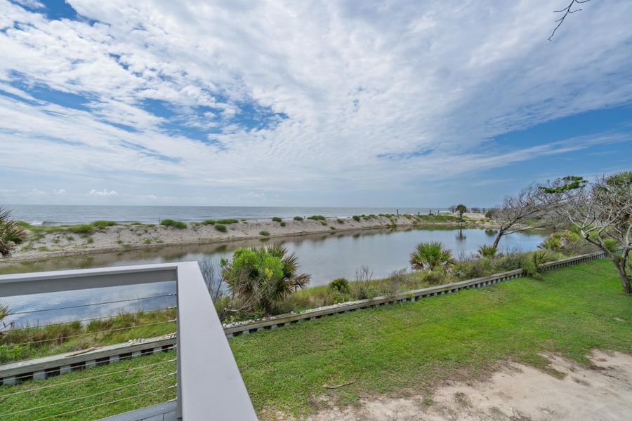 Natural landscape and outdoor views near  in Edisto Island (Image 69).