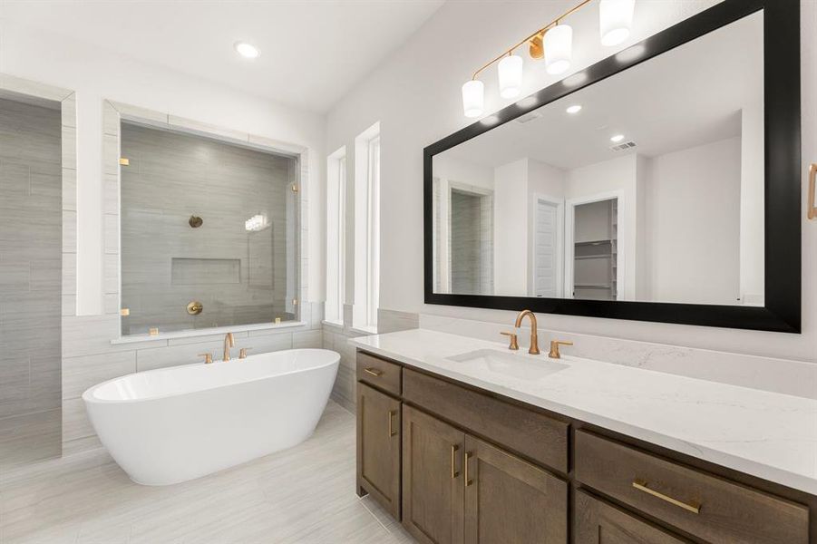 32. 521 Twilight - Bath