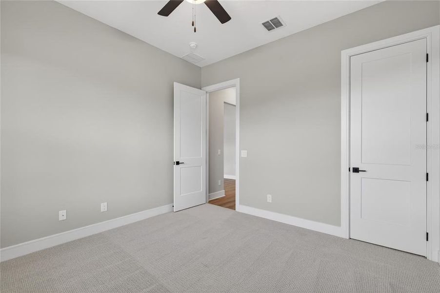 Spacious, unfurnished interior of a new home in , Fruitland Park (Image 40).