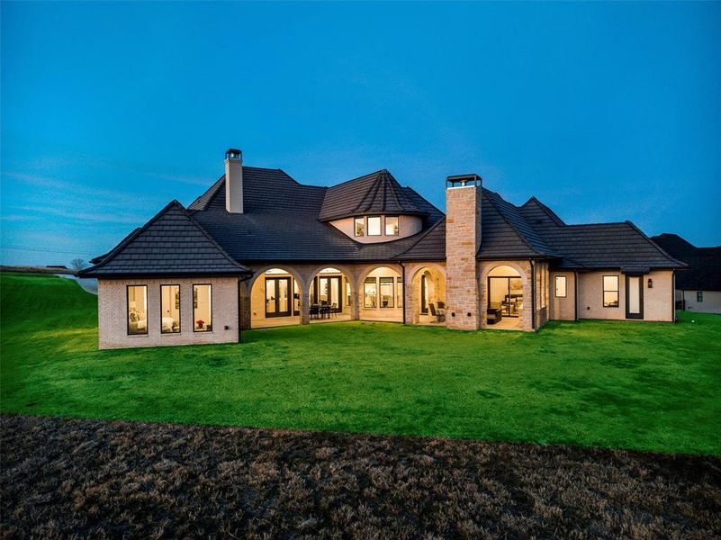 Exterior details and patio area of a home in , Aledo (Image 4).