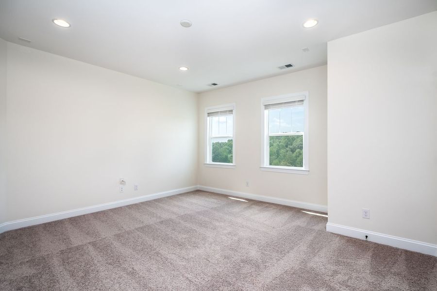 Representative unfurnished interior of a home built from the Harvard by Greybrook Homes in Harbor Watch, Statesville (Image 41).