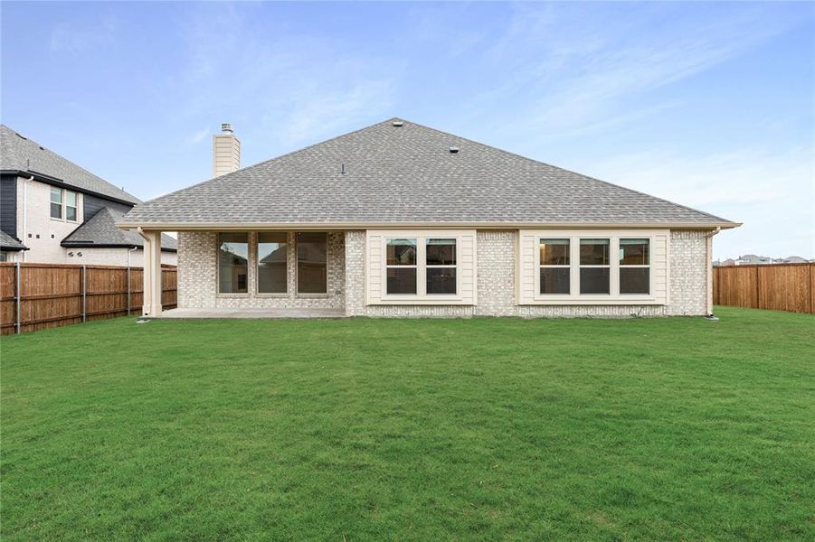Exterior details and patio area of a home in Somerset Classic 70s & 80s, Mansfield (Image 3). Exterior details and patio area of a home in Somerset Classic 70s & 80s, Mansfield (Image 3).