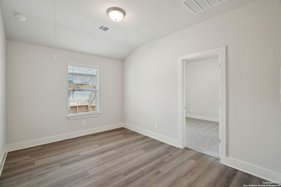 Spacious, unfurnished interior of a new home in Thomas Pond, San Antonio (Image 31). Spacious, unfurnished interior of a new home in Thomas Pond, San Antonio (Image 31).