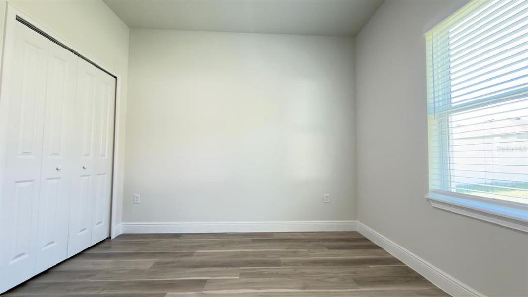 Spacious, unfurnished interior of a new home in , Ocala (Image 32).