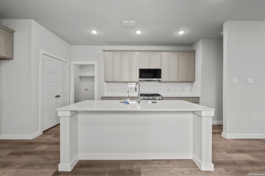 Furnished interior view inside a new home in Senna, Leon Valley (Image 7).