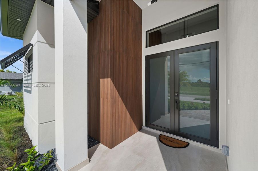 Exterior details and patio area of a home in , Cape Coral (Image 28).