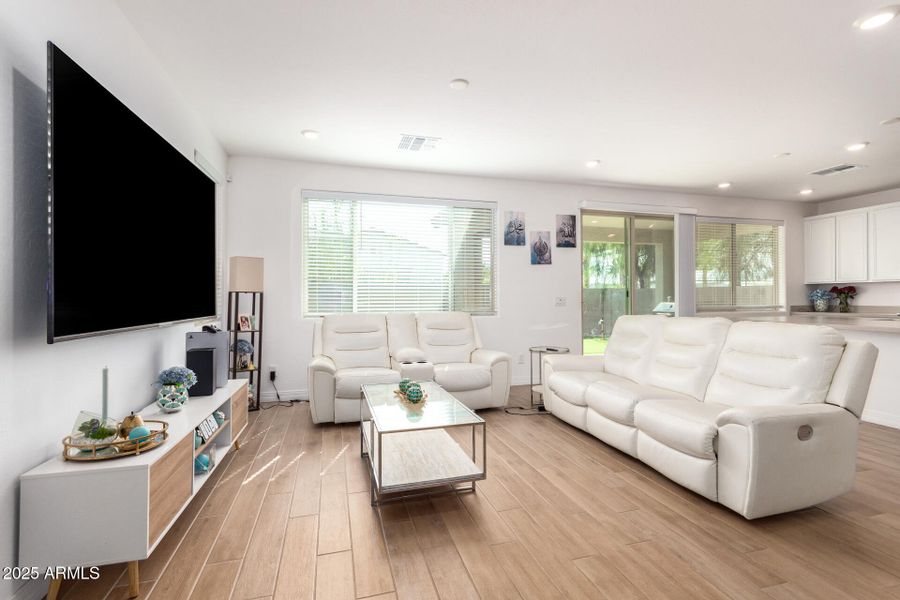 03 - Labelle 03 - Labelle