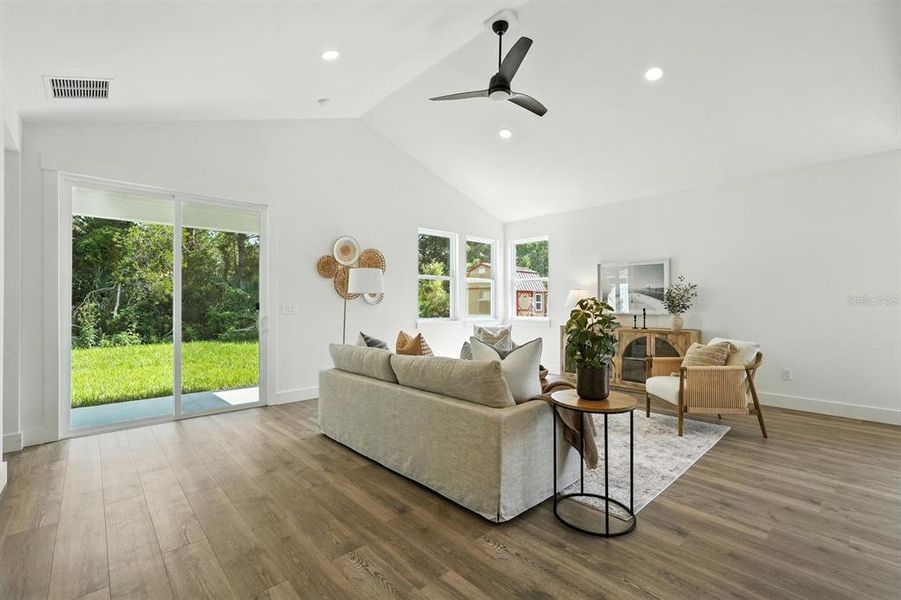 Furnished interior view inside a new home in Palm Coast Homes, Palm Coast (Image 4).