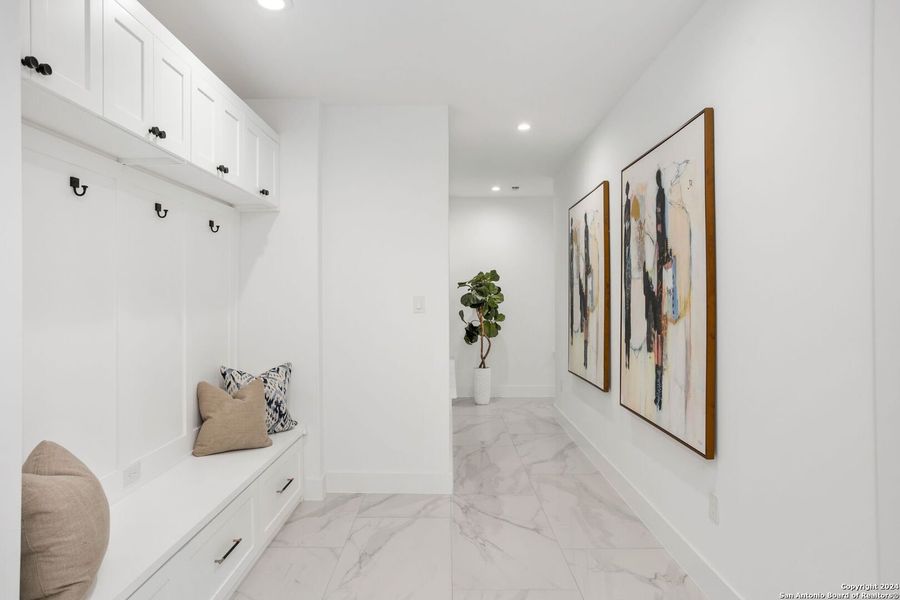 Spacious, unfurnished interior of a new home in , Spring Branch (Image 37).