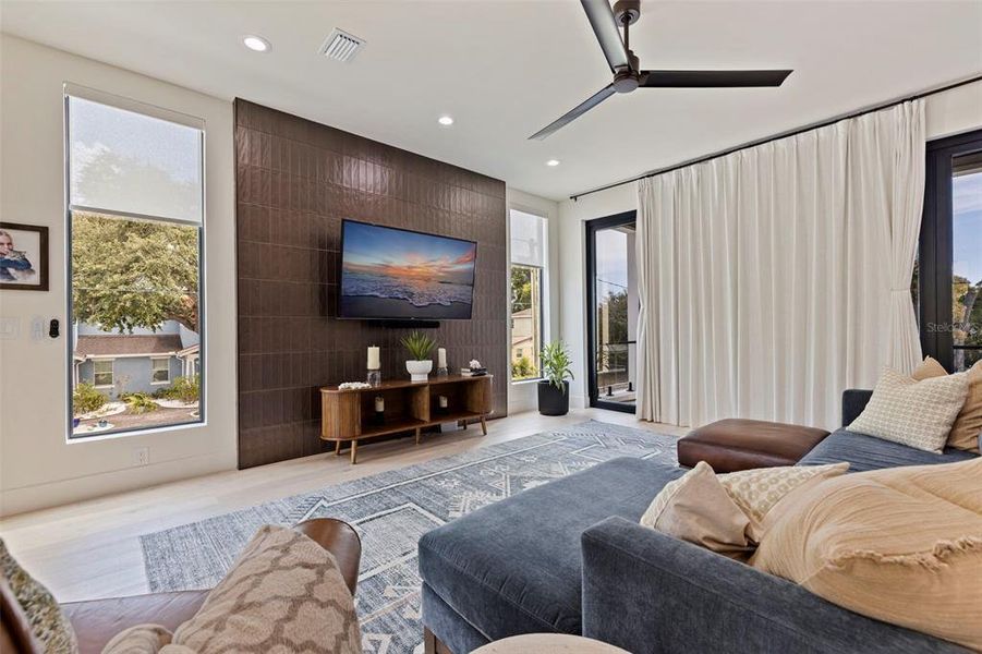 Furnished interior view inside a new home in , Tampa (Image 18).