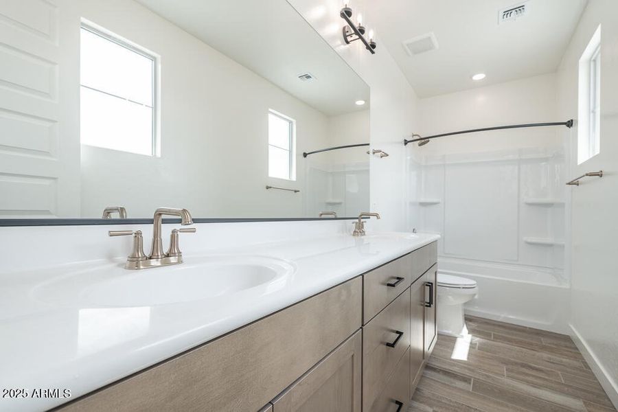 Tri Pointe Waterston Central 282 - Bathr