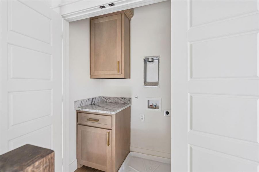 Image 27 of a home in .