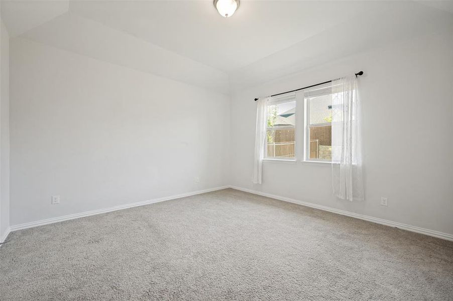 Spacious, unfurnished interior of a new home in The Villages of Hurricane Creek, Anna (Image 24).