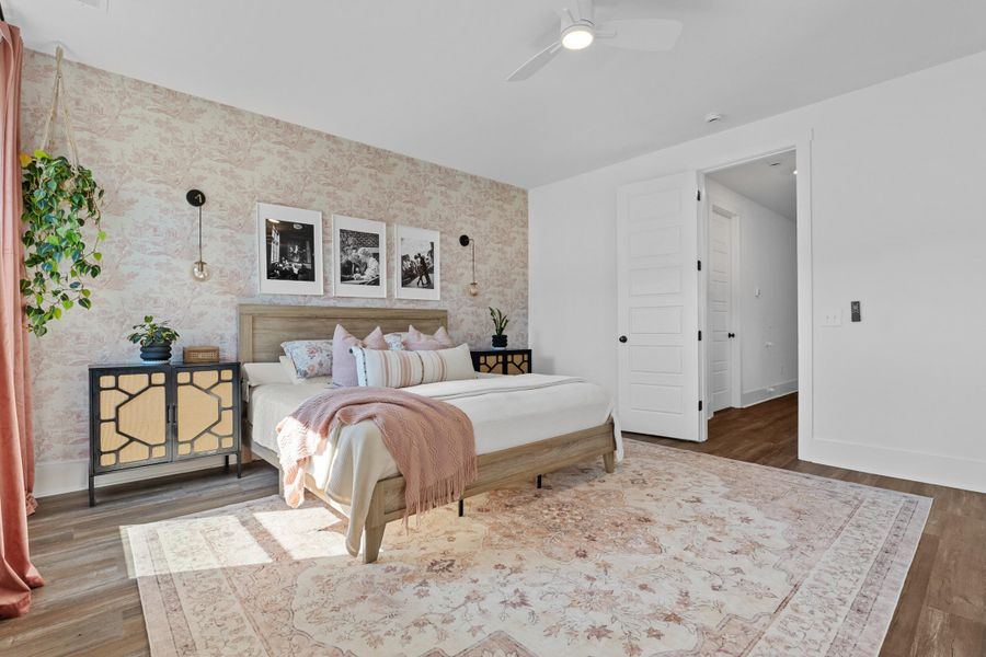 Furnished interior view inside a new home in , Ravenel (Image 39).