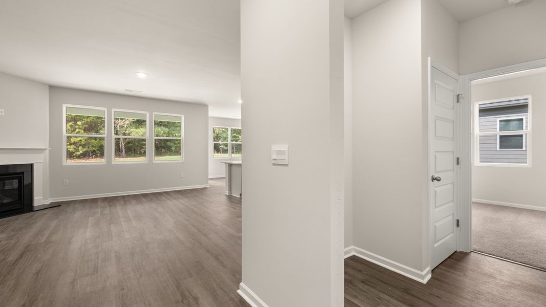 Spacious, unfurnished interior of a new home in Preserve at Dove Creek, Statham (Image 17).