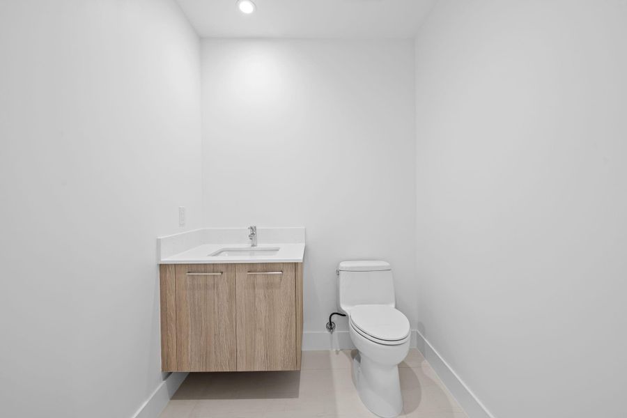 Powder room Powder room